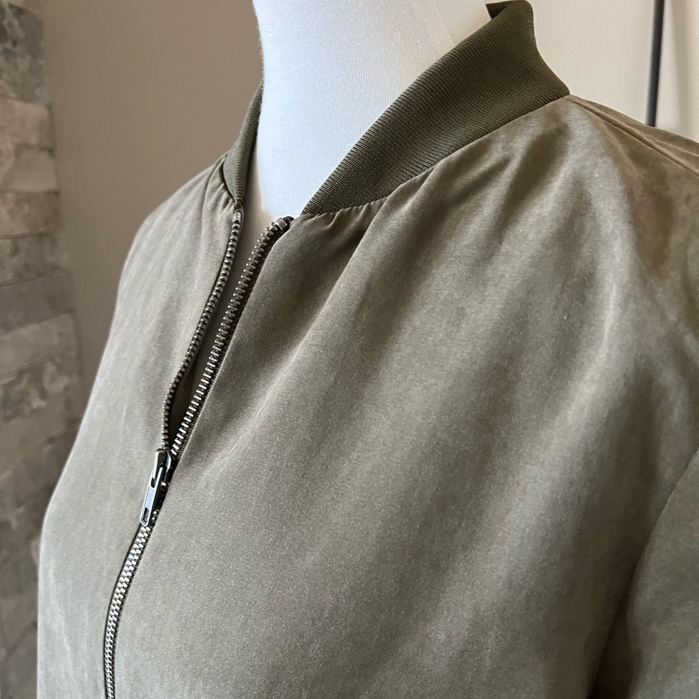Never worn Long Bomber Jacket - Picture 4 of 8